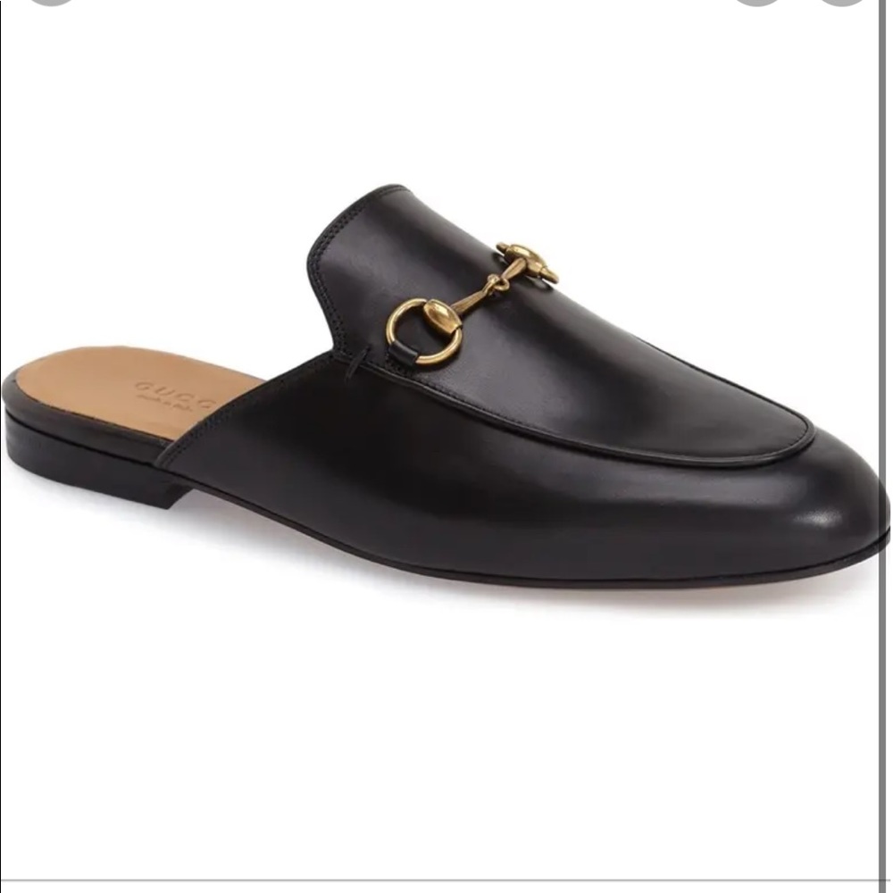 Gucci Black Leather Loafers with Gold Detail